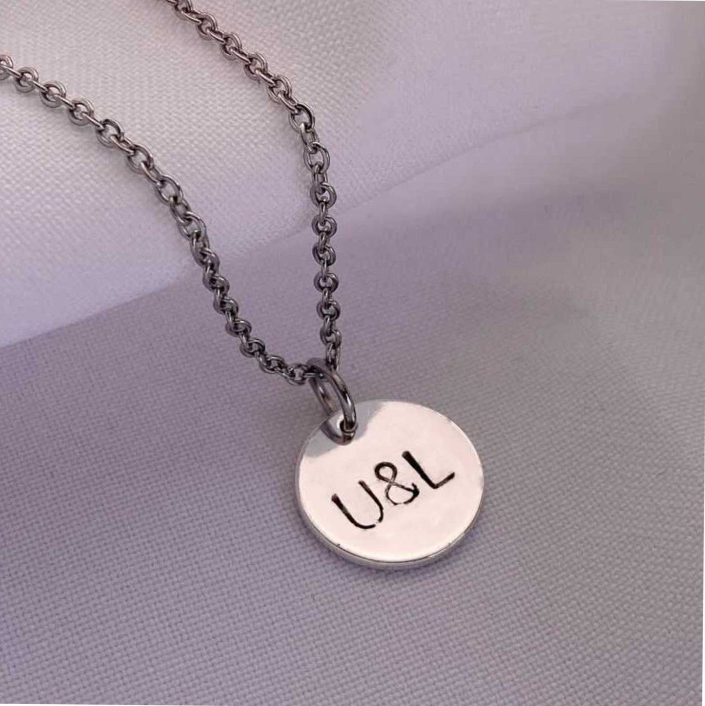 Cadena Iniciales Personalizadas Grabadas Dorada