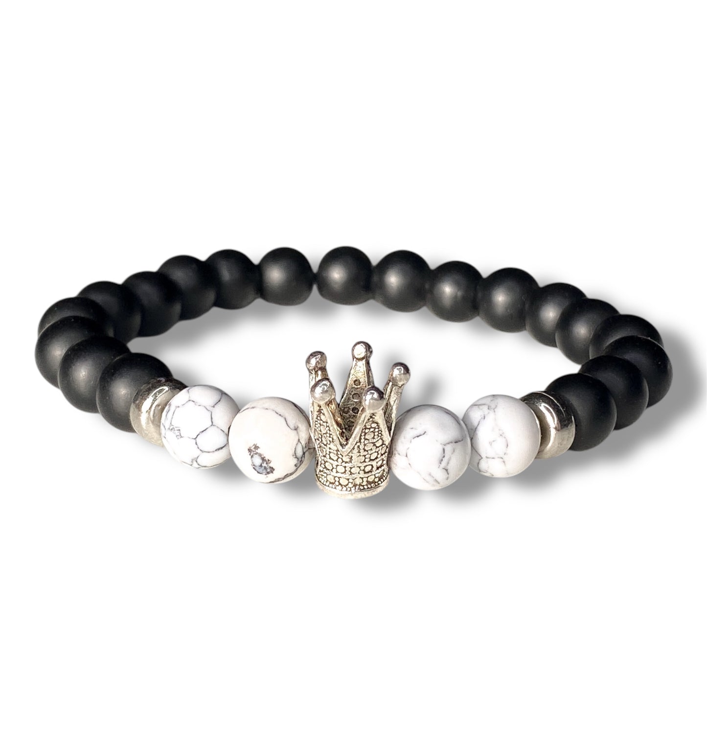 Pulsera Corona Ónix Mate y Reconstituida Howlita