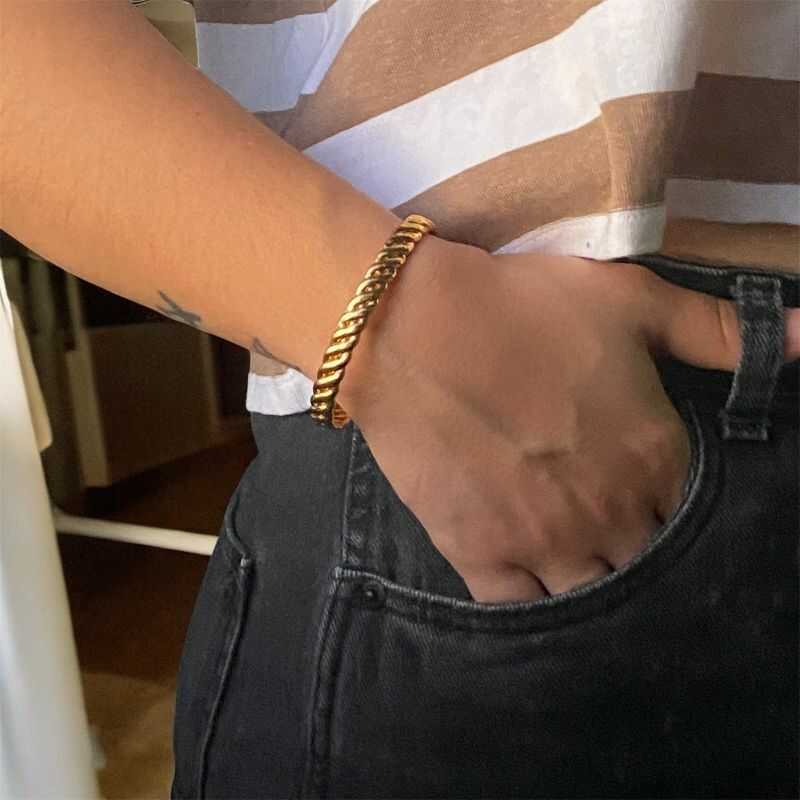 Pulsera Esclava Dorada