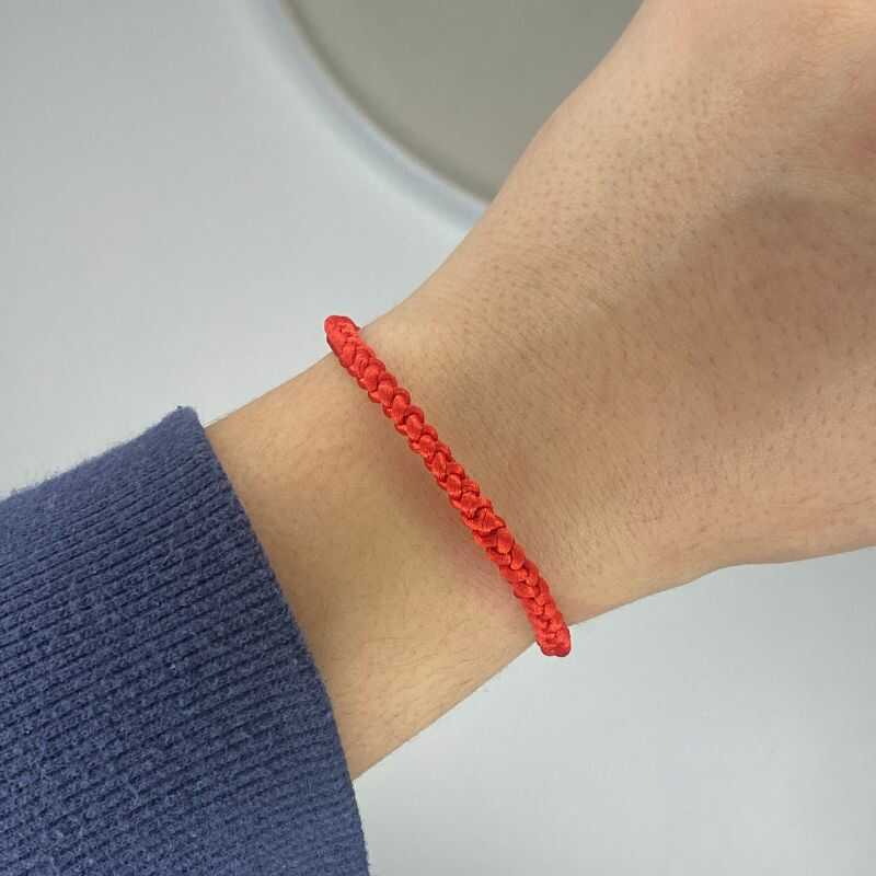 Pulsera de Hilo Rojo