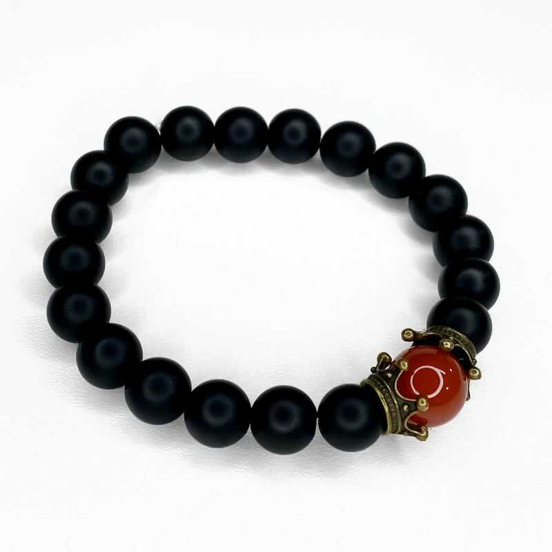 Pulsera Ónix Mate con Coronas