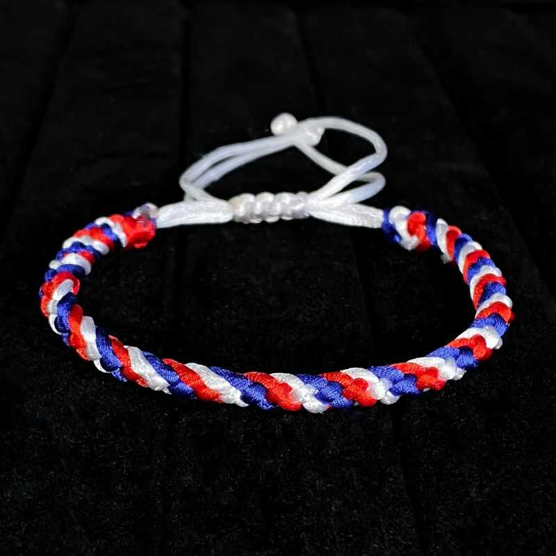 Pulsera Nacional en Hilo