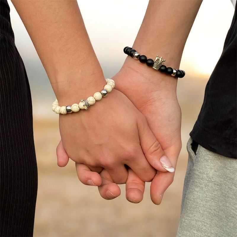 Pulseras de la Distancia con Coronas
