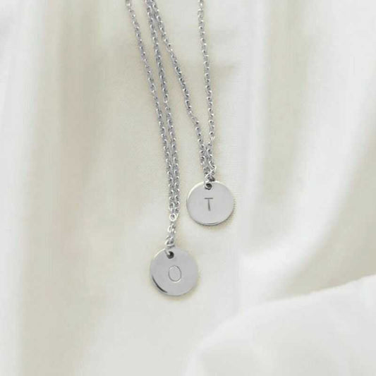Set 2 Cadenas + Medallas Inicial Grabadas
