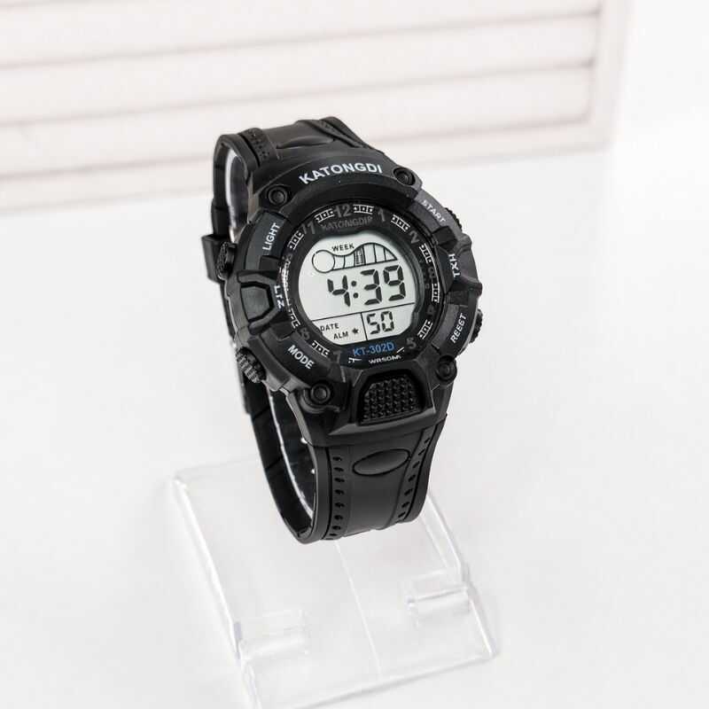 Reloj deportivo negro