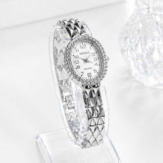 Reloj Plateado Brillos Ovalado